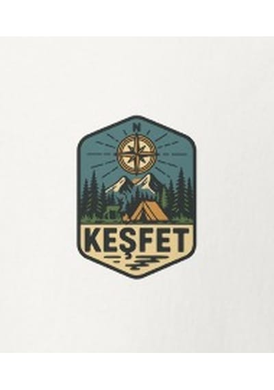 Wildstyle Keşfet Renkli Vintage Dağ Doğa Macera Kamp Rozet Baskılı Unisex Bisiklet Yaka Pamuklu Tişört Beyaz