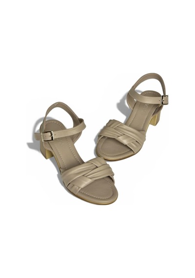 Fox Shoes P555456303 Vizon Hakiki Deri Kalın Topuklu Kadın Sandalet Vizon