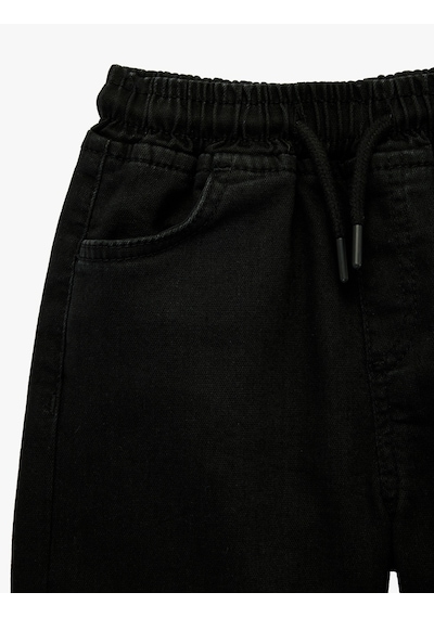 Koton Beli Bağcıklı Cep Detaylı Slim Fit Denim Şort Siyah 6skb40059td