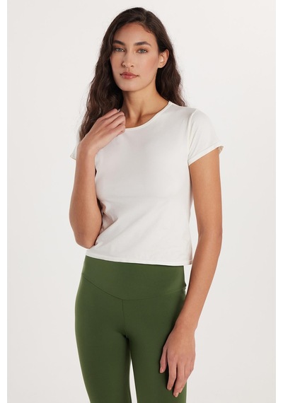 Tudors Kadın Slim Fit Dar Kesim Düz Basic Bisiklet Yaka Ekru Tişört-33681