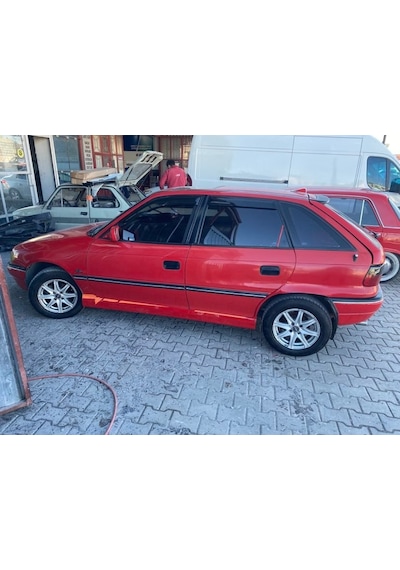Opel Astra F Yan Marşpiyel Takımı Düz Model Plastik