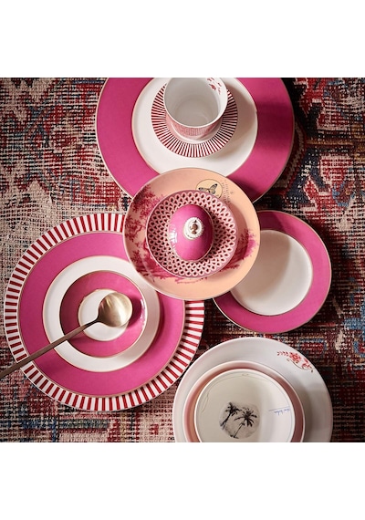 Pembe Porselen Yemek Tabağı 28 Cm