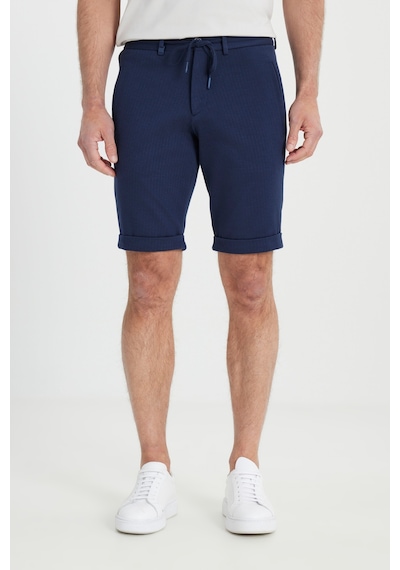AC&Co / Altınyıldız Classics Erkek Lacı Pamuklu Slim Fit Dar Kesim Beli Bağlamalı Yan Cepli Çizgili Şort Lacı Lacivert AC&Co / Altınyıldız Classics Erkek Lacı Pamuklu Slim Fit Dar Kesim Beli Bağlamalı Yan Cepli Çizgili Şort Lacı Lacivert