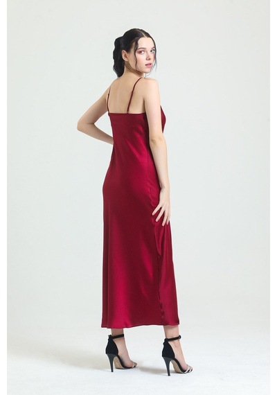 Magic Form 9790 Kadın Bordo Degaje Yaka Krep Saten Uzun Gecelik Bordo - 527276510 Bordo