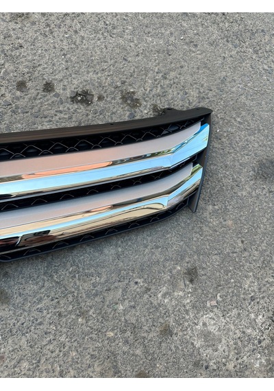 Mitsubishi Eclipse Cross Ön Panjur 7450b072