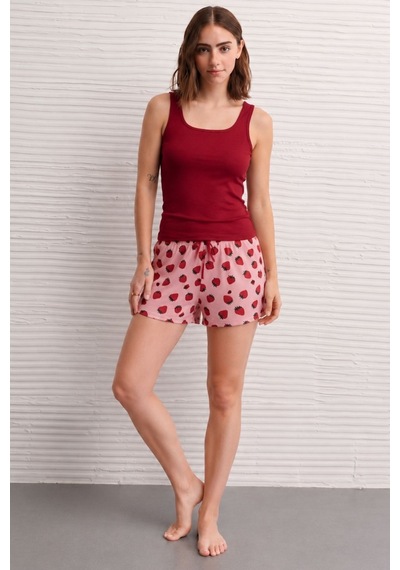 Nisanca Kadın Çilek Desenli Şortlu Pijama Takımı Bordo Basic Atletli Ev Giyim- Rahat Yazlık Takım