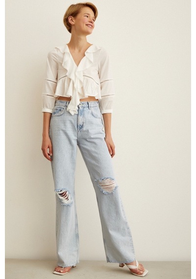 Never More Şerit Dantel Detaylı Fırfırlı Bluz Beyaz