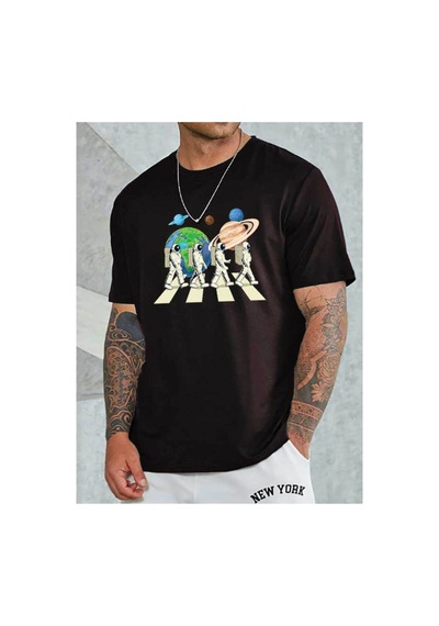 Medinenur Astronot Baskılı Kadın Tshirt Siyah