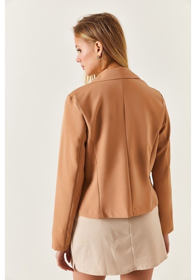 Armonika Kadın Bej Tek Düğmeli Crop Ceket Arm-22y001237