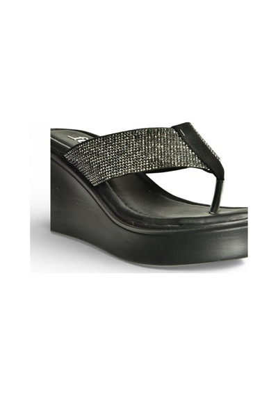 Fox Shoes Y973525309 Siyah Taş Detaylı Parmak Arası Kalın Tabanlı Kadın Terlik Siyah