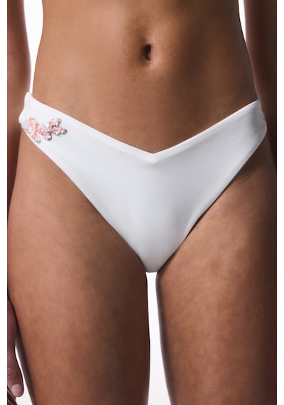 Penti Beyaz Pearl Boncuklu V Kesim Bikini Altı - Gamze Erçel Koleksiyonu