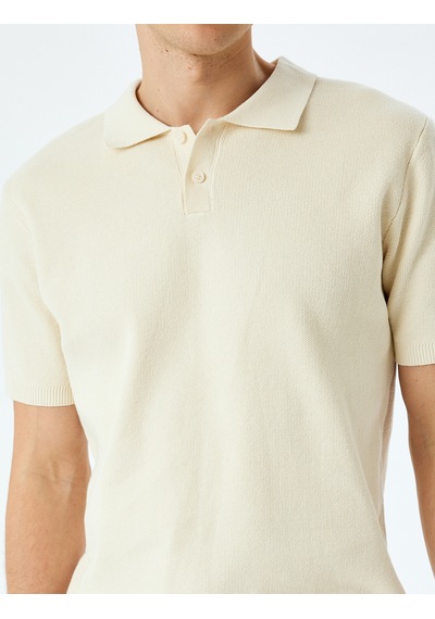 Koton Pamuklu Basic Polo V Yaka Kısa Kollu Triko Tişört Ekru 5sam70029ht Ekru Koton Pamuklu Basic Polo V Yaka Kısa Kollu Triko Tişört Ekru 5sam70029ht Ekru