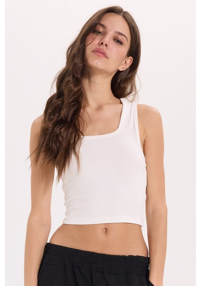 Tudors Kadın Slim Fit Dar Kesim Kalın Askılı Kare Yaka Ekru Atlet Bluz-51180