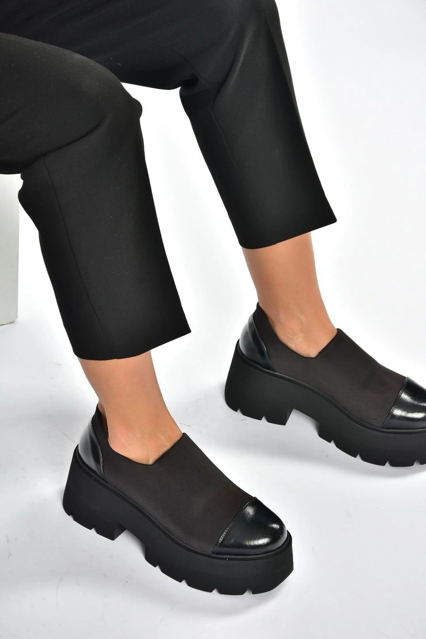 Fox Shoes V272906404 Siyah Kumaş Kalın Tabanlı Kadın Ayakkabı Siyah-kumaş