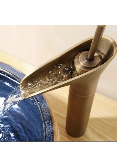 İsaoğlu Yapı Çanak Lavabo Bataryası Antik Gold Renk Şelale Musluk Doğal Akışlı Çanak Lavabo Armatür Gold