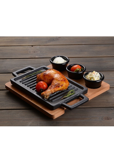Lava Döküm Dikdörtgen Hot Plate. Ahşap Altlıklı. Ölçü 22x15CM.