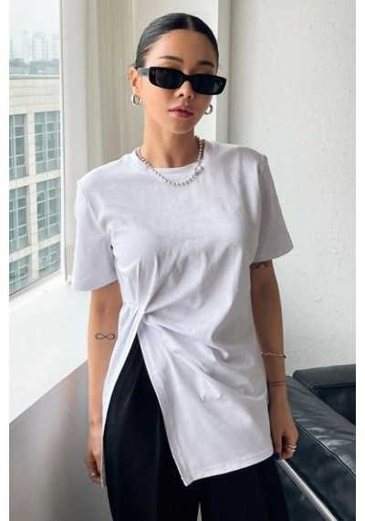 Kadın Asimetrik Tişört Yırtmaçlı Basic Oversize Kısa Kollu Modern Şık T-shirt Beyaz