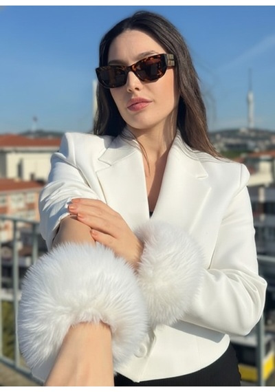 Mollycrush Kadın Beyaz Kürk Kol Manşeti Kışlık Trend Aksesuar Beyaz