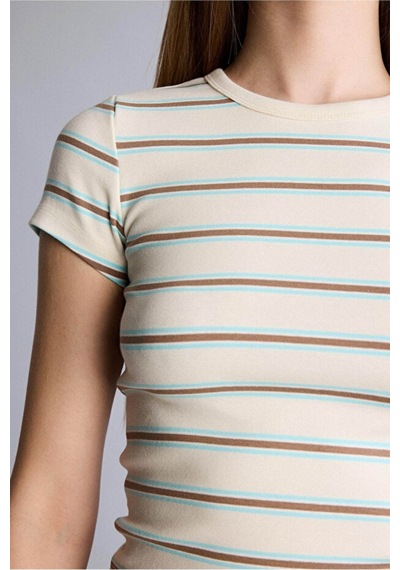 Defacto 26y801002523 Ekru Kadın T-shirt G2231ax/er98