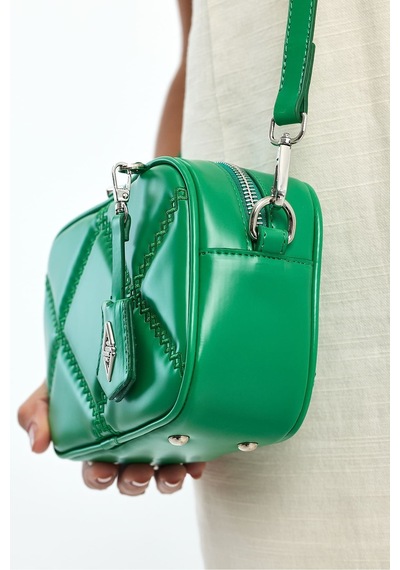 Küçük Boy Nakış Detaylı Crossbody Çapraz Askılı Kadın Omuz Çantası Çimen Çimen