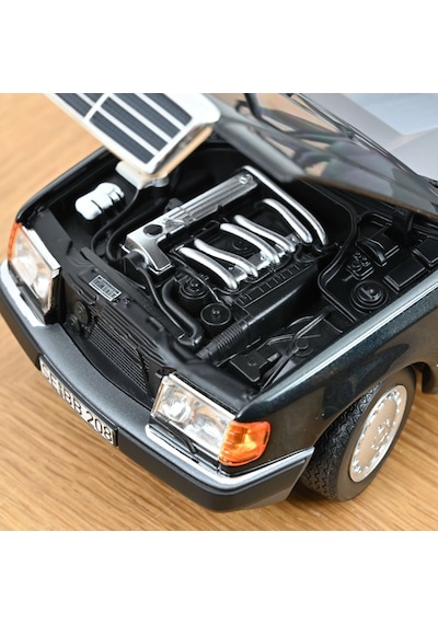 Norev 183960 1/18 Mercedes-benz 300 D T-modell 1990 Blueblack Metallic