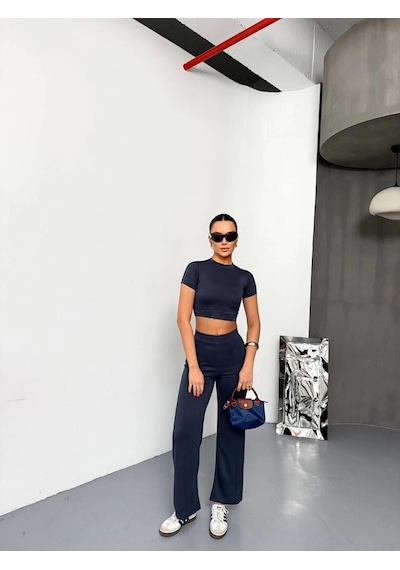 Valensdesign Osy Modal Yumuşak Dokulu Kumaş Kısa Kollu Crop Alt Ispanyol Paça Pantalon Ikili Takım - Füme Valensdesign Osy Modal Yumuşak Dokulu Kumaş Kısa Kollu Crop Alt Ispanyol Paça Pantalon Ikili Takım - Füme