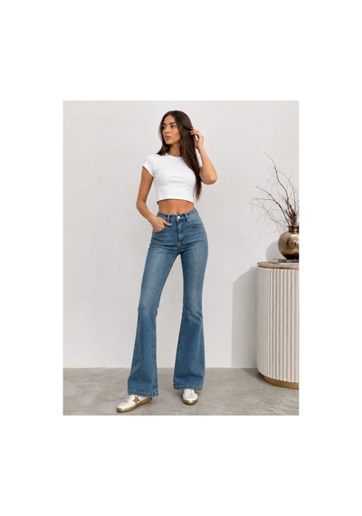 Bluemarlin Tint İşlemli Ön İşlemli Likralı Tam Kalıp Denim İspanyol Paça Jeans Pantolon Tint İşlemli Bluemarlin Tint İşlemli Ön İşlemli Likralı Tam Kalıp Denim İspanyol Paça Jeans Pantolon Tint İşlemli