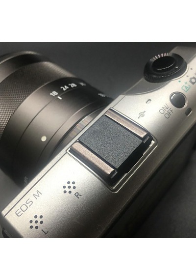 Canon Eos M, M2, M3, M5, M6, M10 İçin Flaş Kızağı Hot Shoe Kapağı