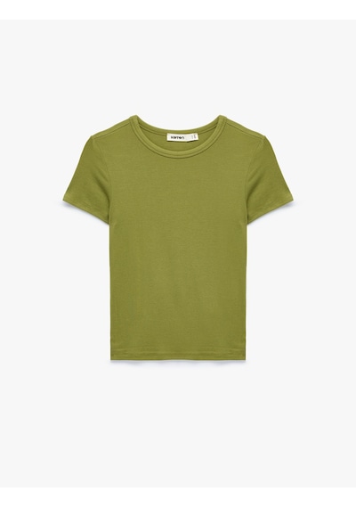 Koton Viskon Kumaş Ribanalı Slim Fit Kısa Kollu Bisiklet Yaka Basic Tişört Haki 7wak50010ek