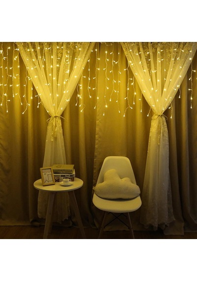 8 Fonksiyonlu 16 Saçaklı Perde Led 3 X 1 Günışığı 5570 Çok Renkli