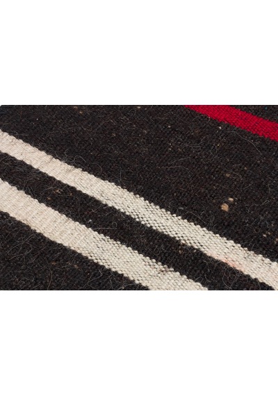 Siyah Renk Beyaz Bordo Rengi Kilim Paspas