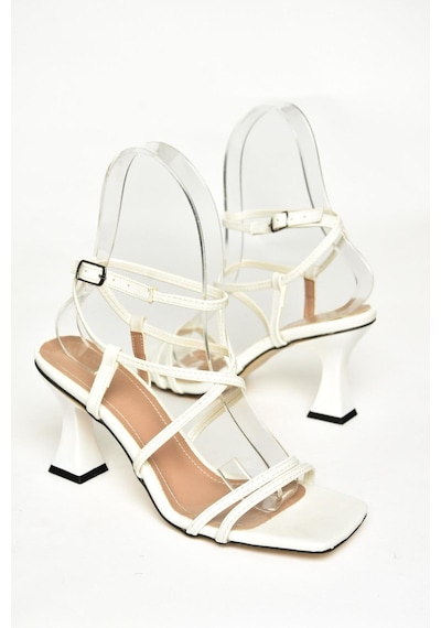 Fox Shoes S997441009 Beyaz Kalın Topuklu Kadın Ayakkabı Beyaz