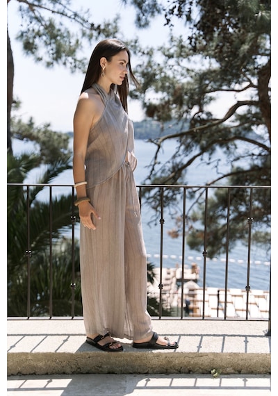 Mai Collection Mai Studios Co. Cadhas Boyundan Bağlamalı Vizon Crop Pantolon Takım Vizon Mai Collection Mai Studios Co. Cadhas Boyundan Bağlamalı Vizon Crop Pantolon Takım Vizon