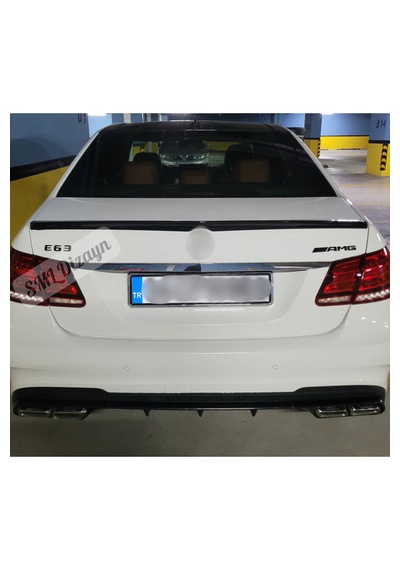 Mercedes W212 2009-2016 Amg Stil Bagaj Üstü Spoiler - Piano Black Plastik