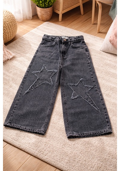 Uğur Bebe Kız Çocuk Yıldız Aplikeli Sweatshirt Jean Pantolon Takım Yıldız Detaylı Wide Leg Pantolonlu Kombin Siyah Siyah Uğur Bebe Kız Çocuk Yıldız Aplikeli Sweatshirt Jean Pantolon Takım Yıldız Detaylı Wide Leg Pantolonlu Kombin Siyah Siyah