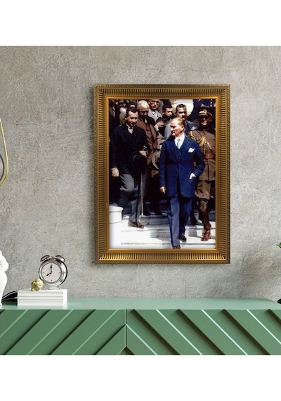 Altın Yaldız Çerçeveli A3 Atatürk Tablosu - 28