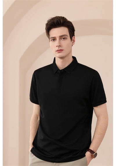 New Performance Premium Polo T-shirt %53,8 Polyester %37,2 Pamuk %2,5 Spandex %2,0 Asetat %1,7 Bakır Amonyak %1,5 Dut İpeği %1,3 Keten Siyah