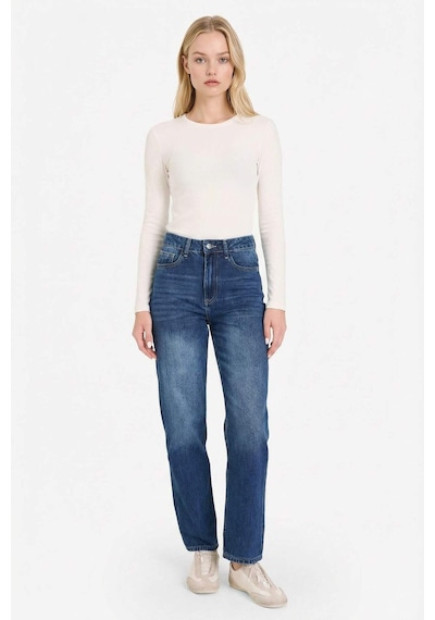 Defacto Mom Fit Yüksek Bel Bilek Boy Jean Yıkamalı Pantolon G6898ax25cwnm34 Mavi-nm34 Defacto Mom Fit Yüksek Bel Bilek Boy Jean Yıkamalı Pantolon G6898ax25cwnm34 Mavi-nm34