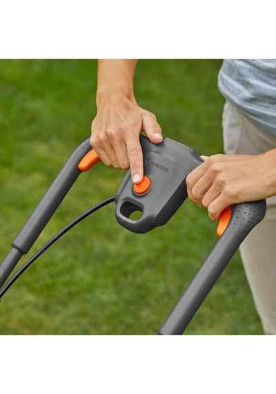 Gardena 14632-20 Akülü Çim Biçme Makinesi Powermax 32/18v P4a Set