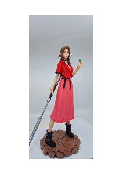Final Fantasy Aerith Gainsborough Figür 30 Cm