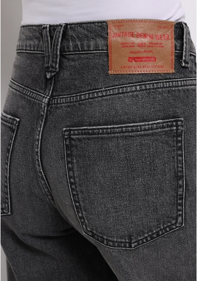Colin's Colins Loose Fit Düşük Bel Daralan Paça Kadın Siyah Jean Pantolon Cl1076781 Q1.v1 Dn44565 Denim Colin's Colins Loose Fit Düşük Bel Daralan Paça Kadın Siyah Jean Pantolon Cl1076781 Q1.v1 Dn44565 Denim