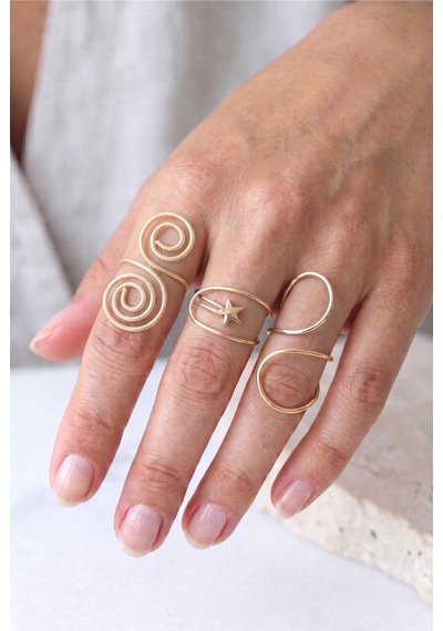 Spiral Ve Yıldız Detaylı Gold Renk 3'lü Kombin Ayarlanabilir Yüzük Seti Çok Renkli