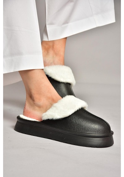 Fox Shoes T918264209 Siyah İçi Peluş Kadın Terlik Siyah