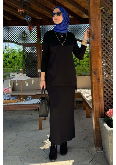 Rabia Şamlı Sezen Triko Takım Siyah Çok Renkli