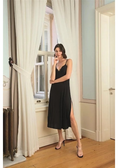 Ang Butik Kadın Çiçek Yaprak Ve Etnik Desenli Dantelli Ve Dekolteli Sabahlık Takımı Siyah