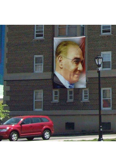 Gülümseyen Mustafa Kemal Atatürk Yan Portre Poster Cephe Bayrağı -3x4,5 Metre 1
