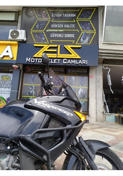 Honda Varadero Uzun Ön Cam 56Cm Açık Füme 4Mm Zeus