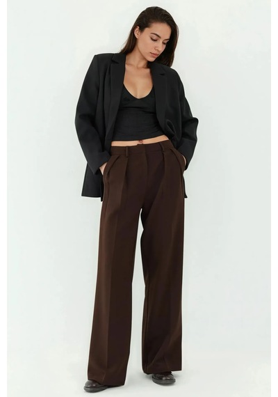 Hiccup Dantel Detaylı V Yaka Crop Top Siyah