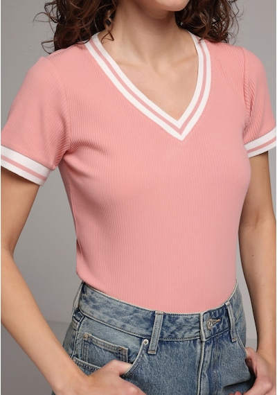 Colin's Colins Slim Fit V Yaka Düz Kadın Pembe Kısa Kol Tişört Cl1080062 Q1.v1 Prs