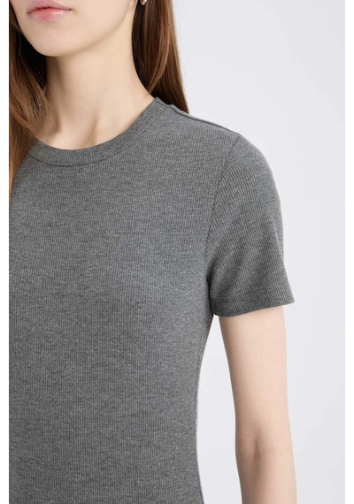 DeFacto Bodycon Vücudu Saran Bisiklet Yaka Basic Düz Fitilli Kaşkorse Kısa Kollu Midi Elbise E6926AX25SPAR15